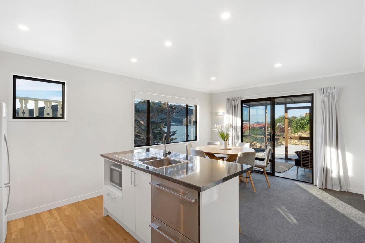 Harbour Views Villa Dunedin Exterior photo